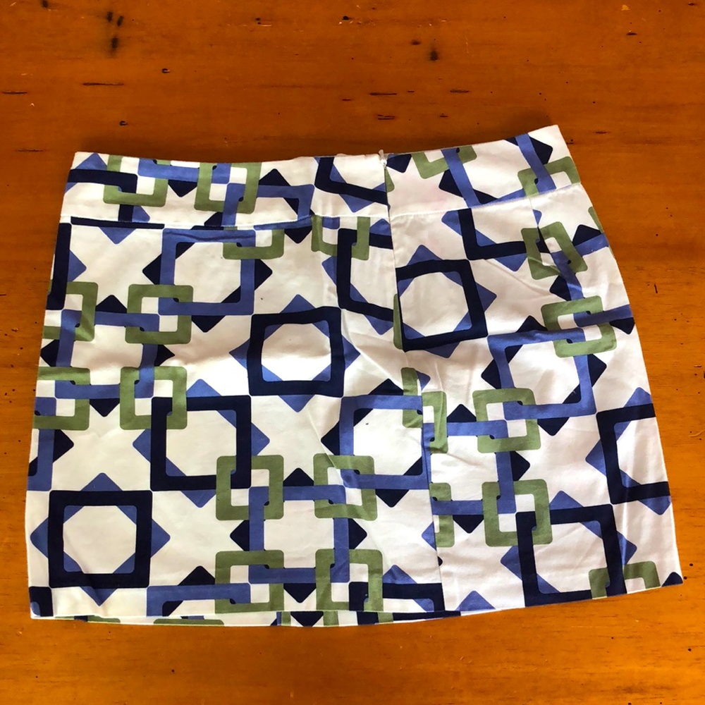 Cool symmetry skirt